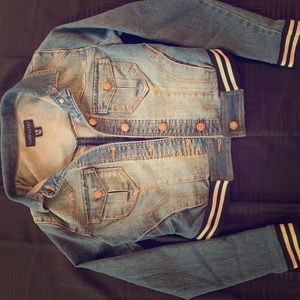 Cropped Denim Jacket with Retro Cuffs /Hem juniors